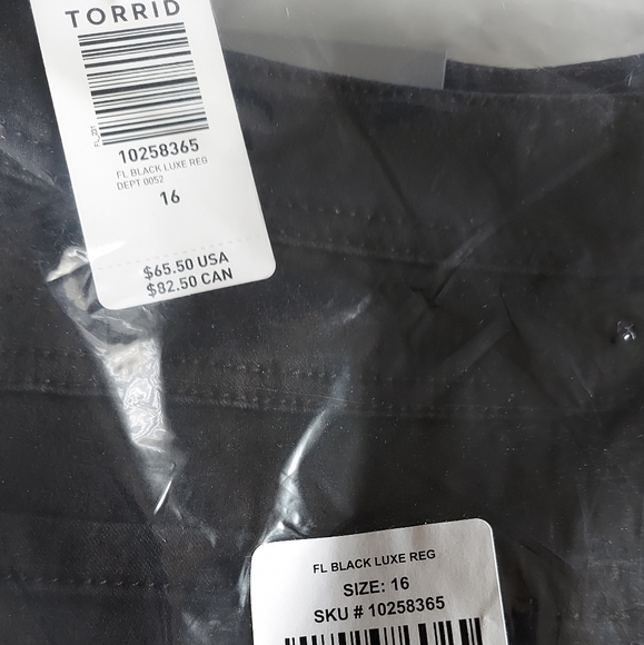 *Brand New* Torrid Luxe Skinny Jeans Size 16 - Picture 6 of 9